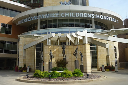 American Family Children's Hospital Building Entrance